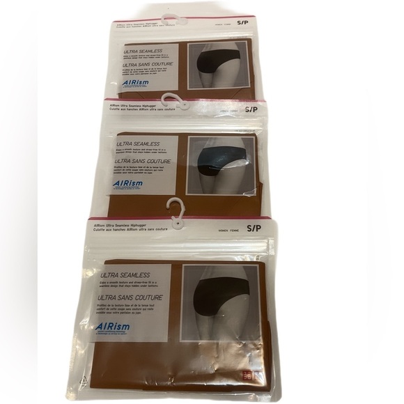 NWT Uniqlo AIRism Seamless Low rise Seamless beige Briefs Hiphugger Underwear S - Picture 2 of 3